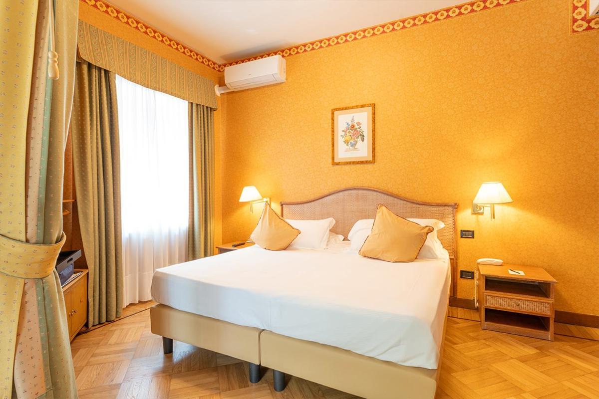 Park Hotel Villa Ariston Lido di Camaiore Eksteriør billede